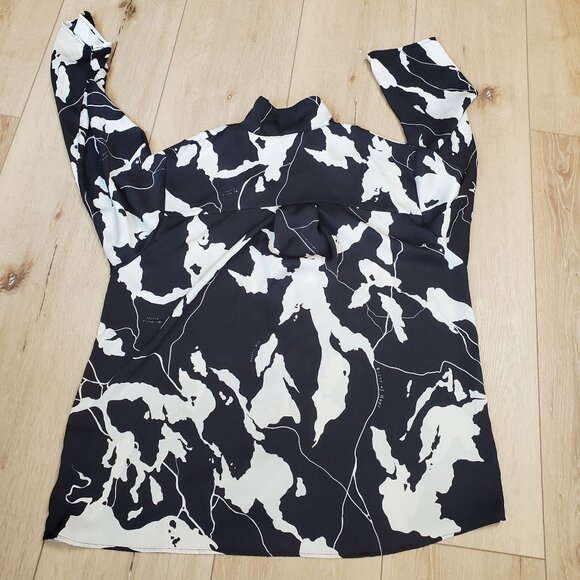 H&M Womens Blouse Size Medium Black Ivory Map Print Relaxed Oversize Boho Top - Picture 2 of 15